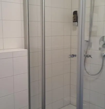 克朗阿尔特酒店 酒店 2*